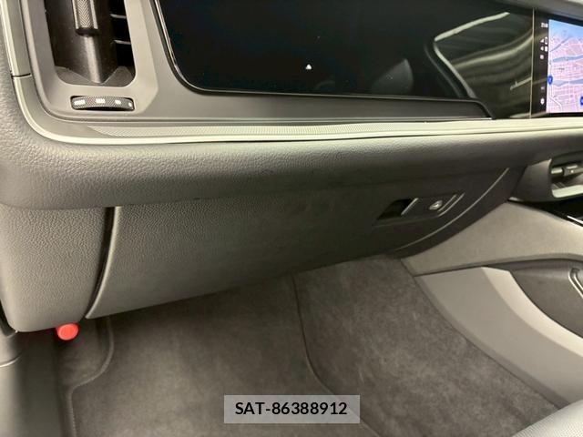 Porsche CAYENNE 2024-01 815149-50
