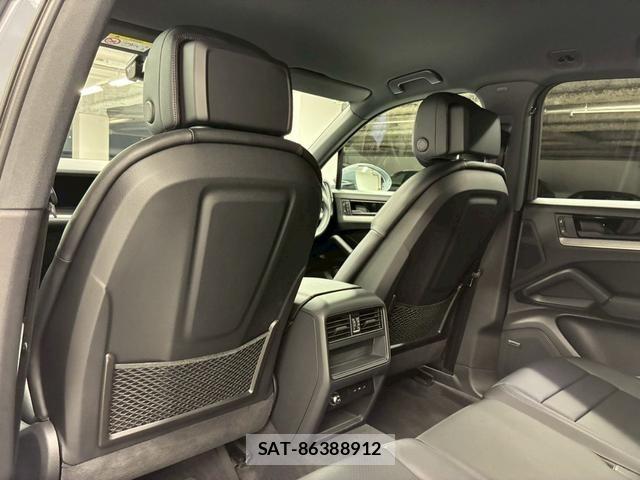Porsche CAYENNE 2024-01 815149-54
