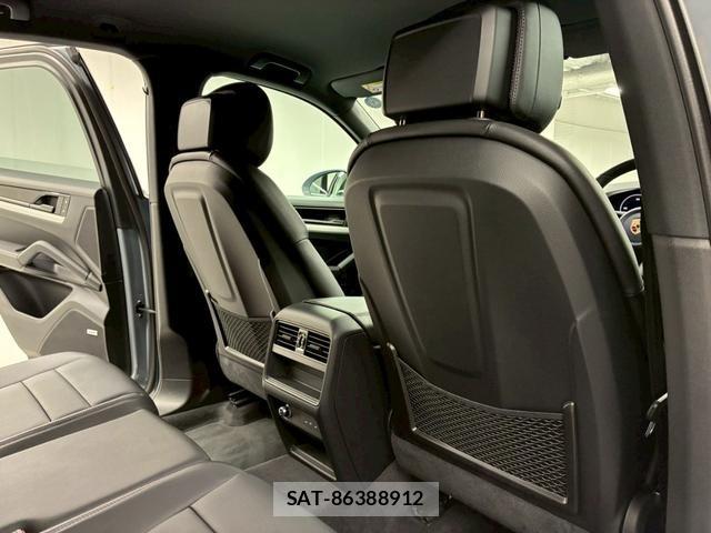 Porsche CAYENNE 2024-01 815149-55
