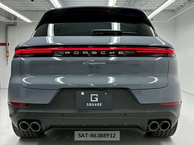 Porsche CAYENNE 2024-01 815149-78