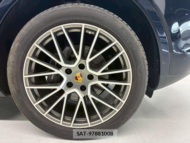 Porsche CAYENNE 2022-12 7456774-10