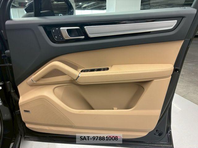 Porsche CAYENNE 2022-12 7456774-19