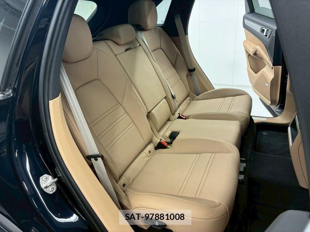 Porsche CAYENNE 2022-12 7456774-5