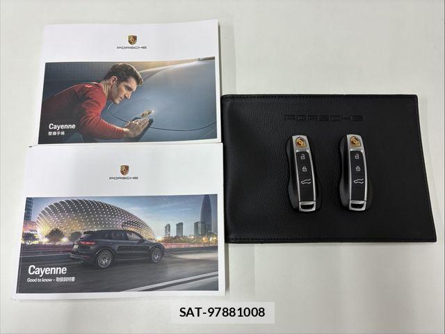 Porsche CAYENNE 2022-12 7456774-7