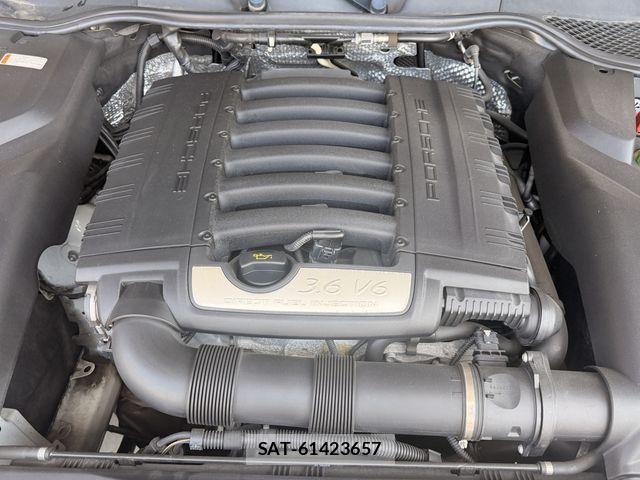 Porsche CAYENNE 2016-09 7456776-15