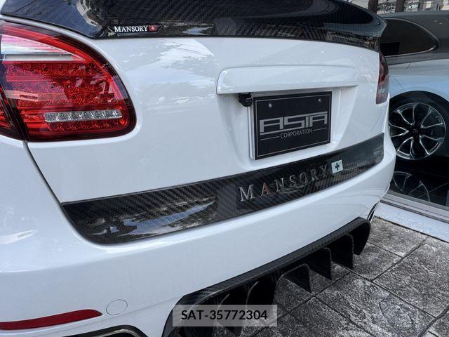 Porsche CAYENNE 2013-03 7456777-13