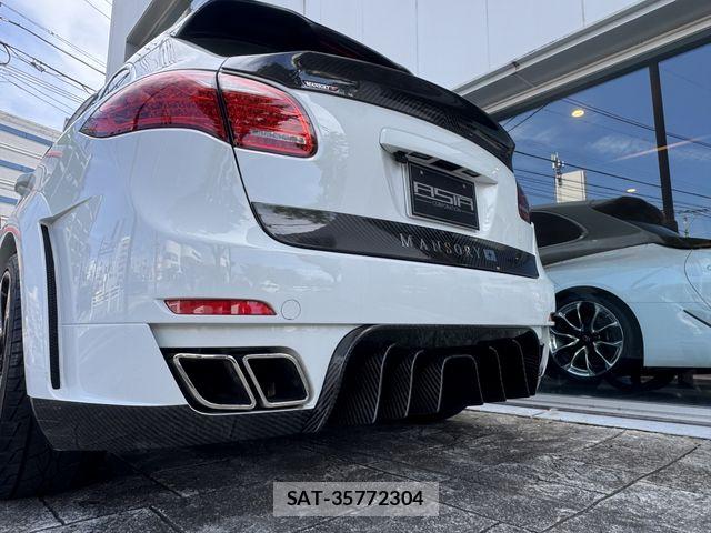 Porsche CAYENNE 2013-03 7456777-14