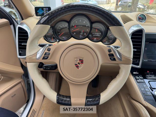Porsche CAYENNE 2013-03 7456777-17