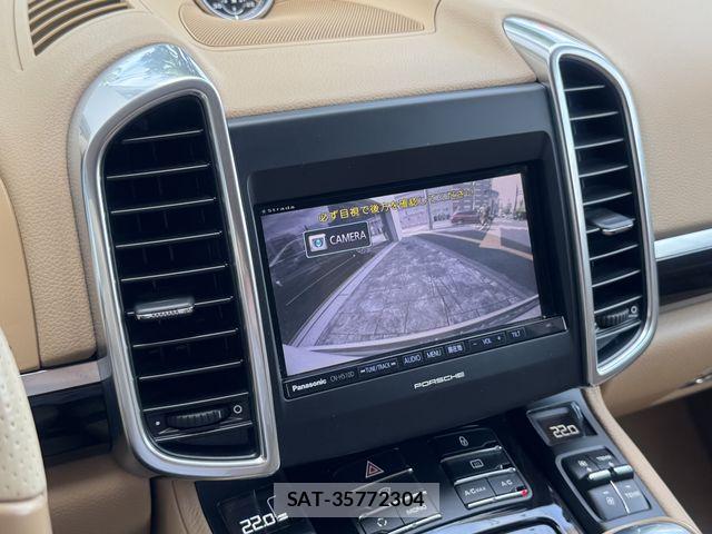 Porsche CAYENNE 2013-03 7456777-21