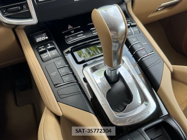 Porsche CAYENNE 2013-03 7456777-22