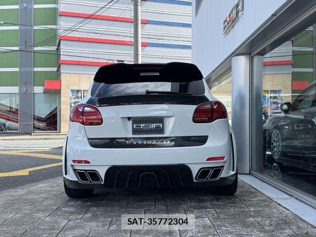 Porsche CAYENNE 2013-03 7456777-4