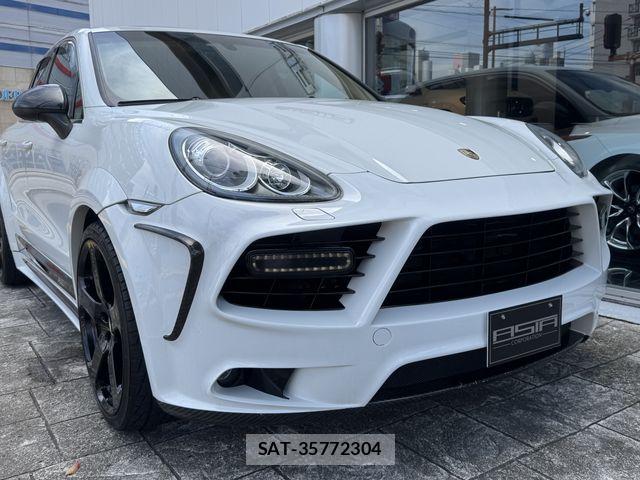 Porsche CAYENNE 2013-03 7456777-6