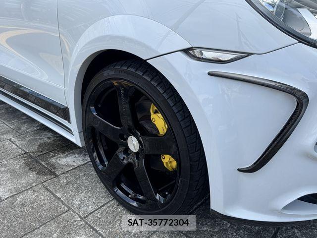 Porsche CAYENNE 2013-03 7456777-8