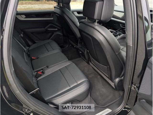 Porsche CAYENNE 2024-05 7502233-7