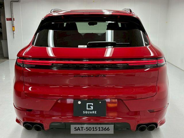 Porsche CAYENNE 2024-07 7562637-13