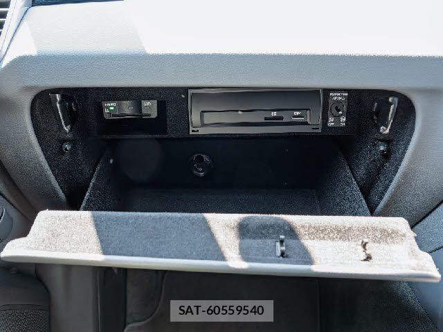 Porsche CAYENNE 2019-12 7456775-15