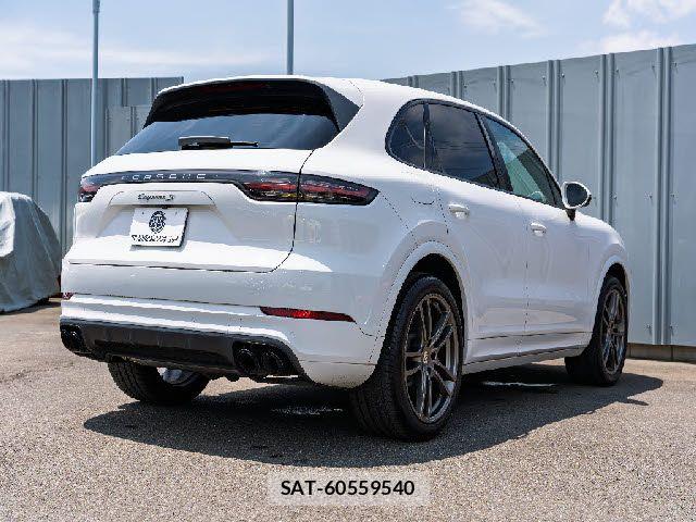 Porsche CAYENNE 2019-12 7456775-4