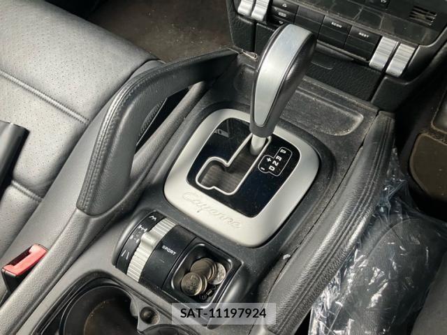 Porsche CAYENNE 2008-07 7727210-21