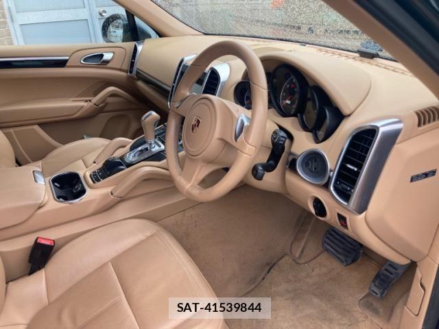 Porsche CAYENNE 2011-09 7727208-12