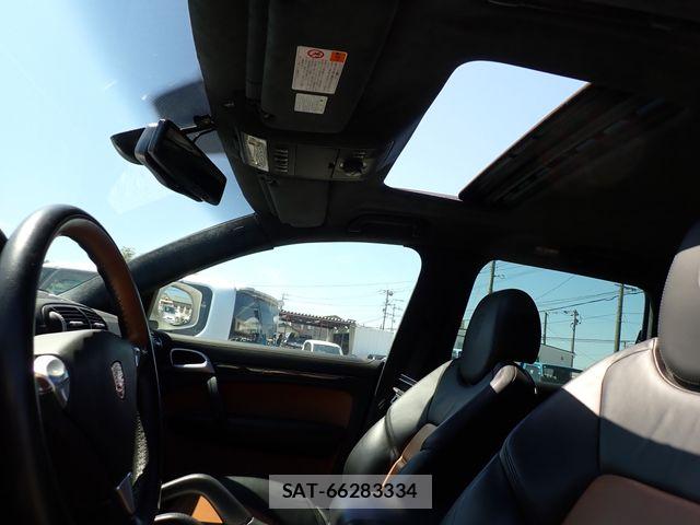 Porsche CAYENNE 2009-02 7788215-22