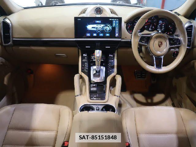 Porsche CAYENNE 2018-01 7878771-1