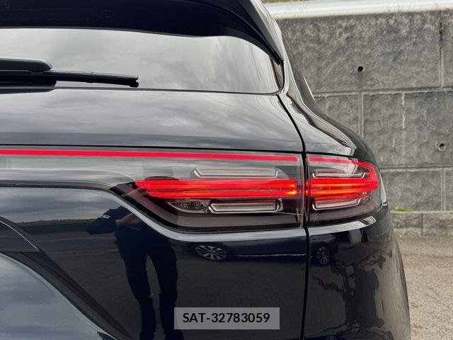 Porsche CAYENNE 2018-12 7878772-9