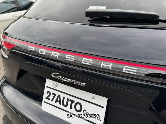 Porsche CAYENNE 2018-12 7878772-10