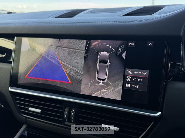 Porsche CAYENNE 2018-12 7878772-26