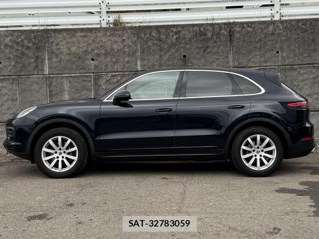 Porsche CAYENNE 2018-12 7878772-3