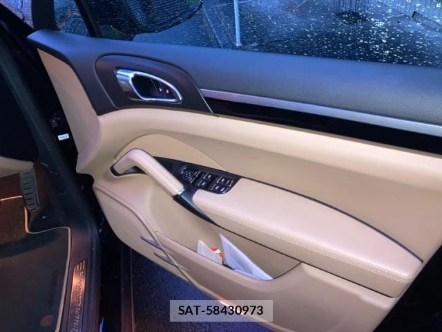 Porsche CAYENNE 2014-09 7903228-9