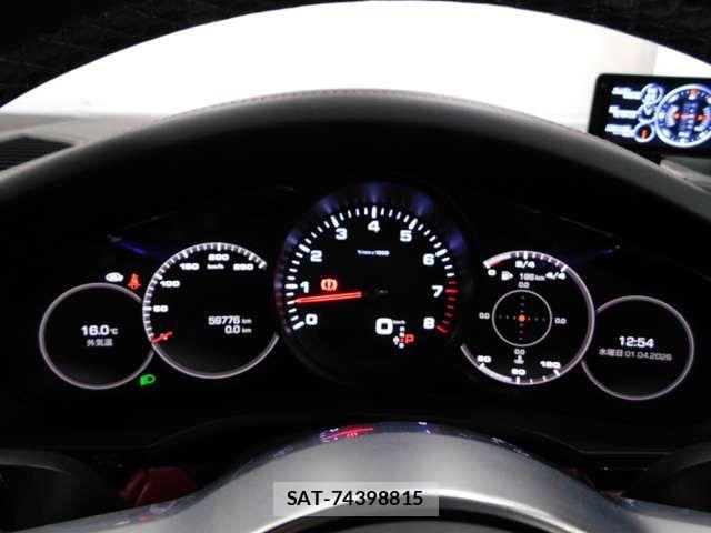 Porsche CAYENNE 2018-09 7963279-17