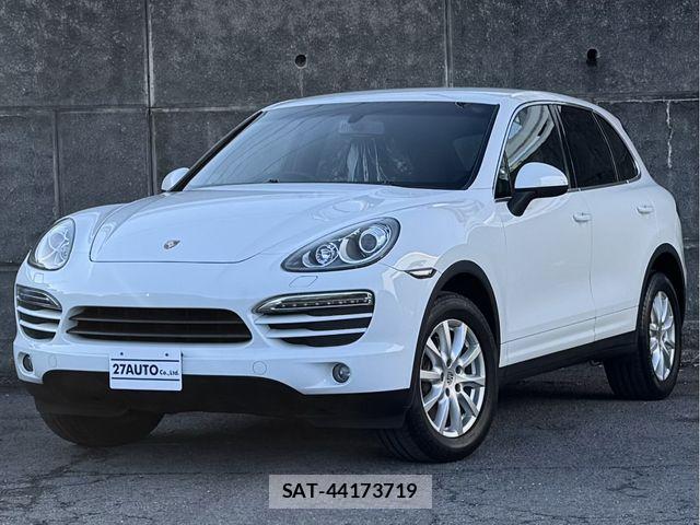 Porsche CAYENNE 2013-09 7963282-1