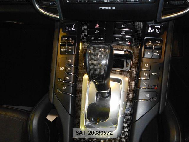 Porsche CAYENNE 2014-03 8101198-15