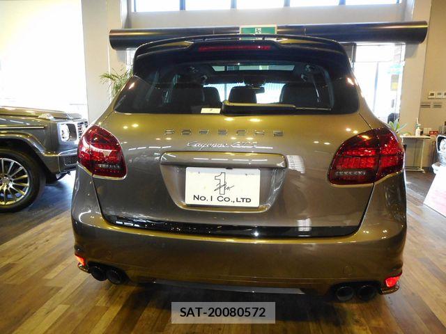 Porsche CAYENNE 2014-03 8101198-4