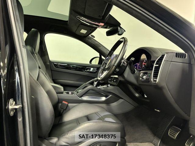 Porsche CAYENNE 2021-11 8101197-1