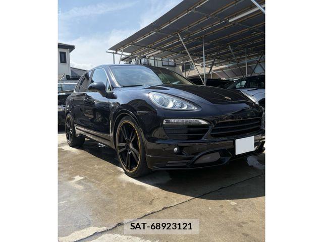Porsche CAYENNE 2012-07 8209537-1