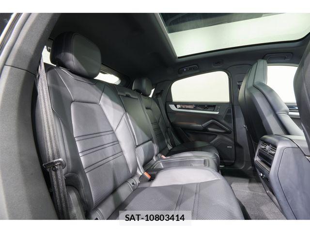 Porsche CAYENNE 2023-12 8316390-14