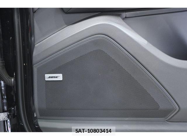 Porsche CAYENNE 2023-12 8316390-16