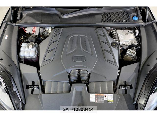 Porsche CAYENNE 2023-12 8316390-23