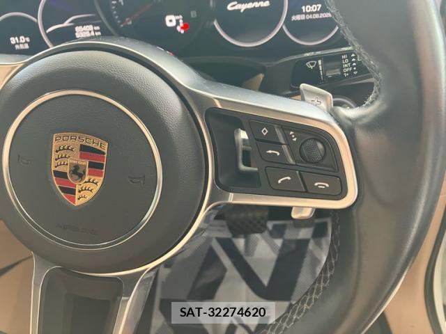 Porsche CAYENNE 2019-06 8337388-14