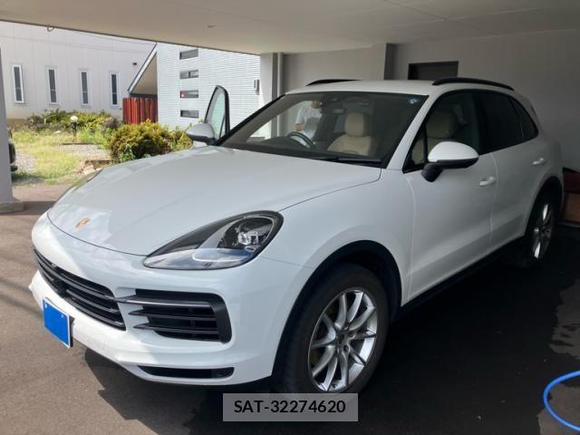 Porsche CAYENNE 2019-06 8337388-1