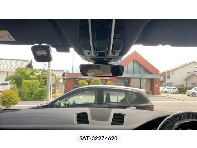 Porsche CAYENNE 2019-06 8337388-24