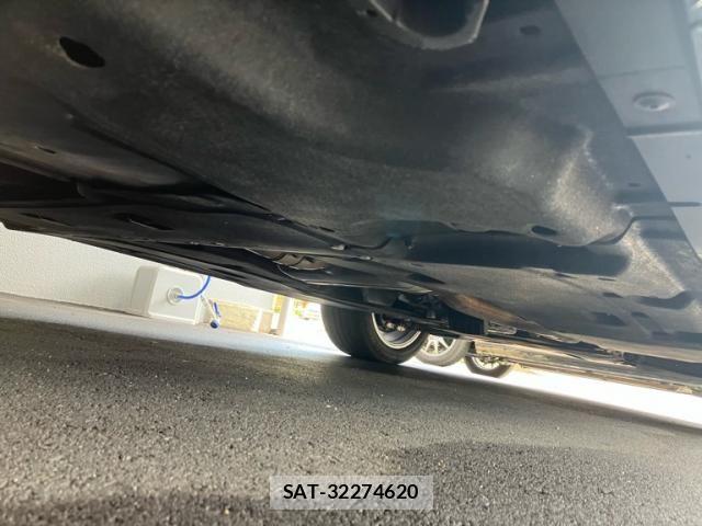 Porsche CAYENNE 2019-06 8337388-7
