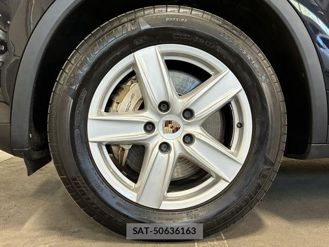 Porsche CAYENNE 2012-12 8337390-9