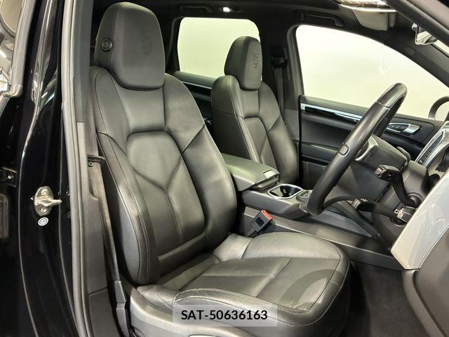 Porsche CAYENNE 2012-12 8337390-12