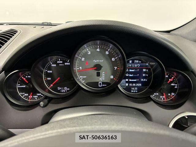 Porsche CAYENNE 2012-12 8337390-23