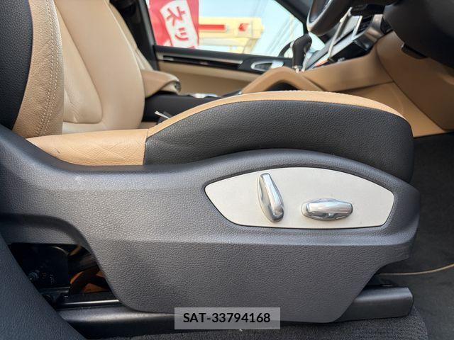Porsche CAYENNE 2014-07 8368108-24