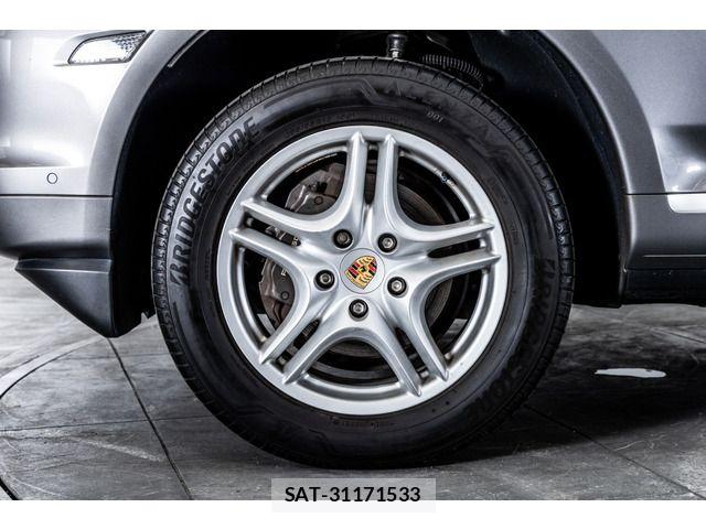 Porsche CAYENNE 2007-05 8372047-19