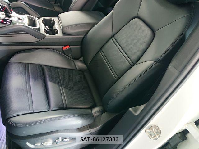 Porsche CAYENNE 2021-10 8414374-12