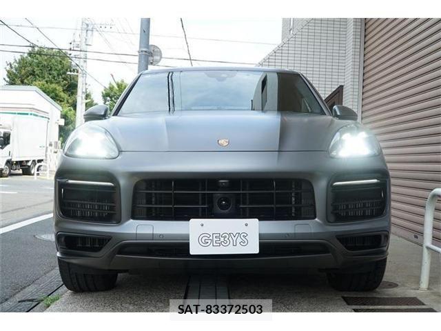 Porsche CAYENNE 2022-03 8526580-6